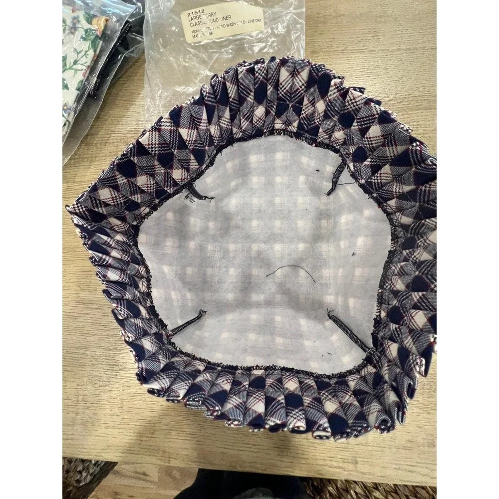 Longaberber Basket Liner Holder Large Berry Classic Blue Plaid Liner #21512
